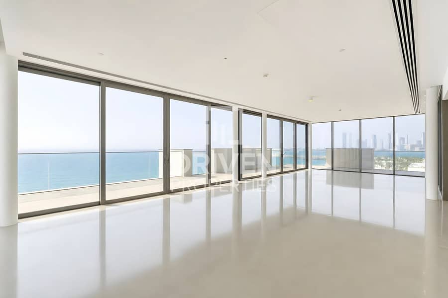 Beachfront Penthouse | Private Pool and Sea Views Beachfront Penthouse | Private Pool and Sea Views