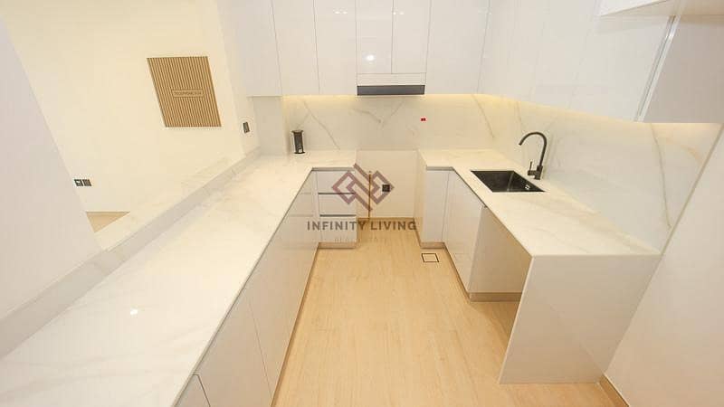 DISTRESS DEAL | BELOW THE MARKET | READY TO MOVE IN DISTRESS DEAL | BELOW THE MARKET | READY TO MOVE IN