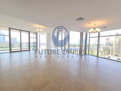 3 Bedroom Flat for Rent in Al Garhoud, Dubai - 20210914_123425. jpg 3 Bedroom Flat for Rent in Al Garhoud, Dubai - 20210914_123425. jpg