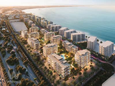 استوديو  للبيع في جزيرة فاهد، أبوظبي - 1750654675-6858ded32f45c_fotografiya_9_na_12_0000_beach_house_story_desktop_banner_LE_upscale_balanced_x4. jpg