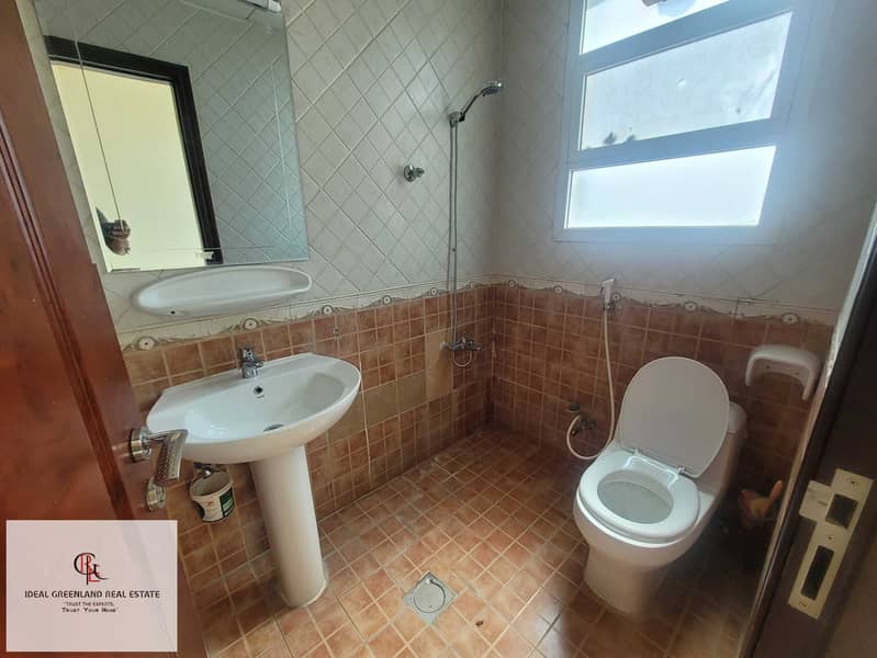 15 1d26bed6-41fe-4795-85e1-188bd53d678e. jpeg