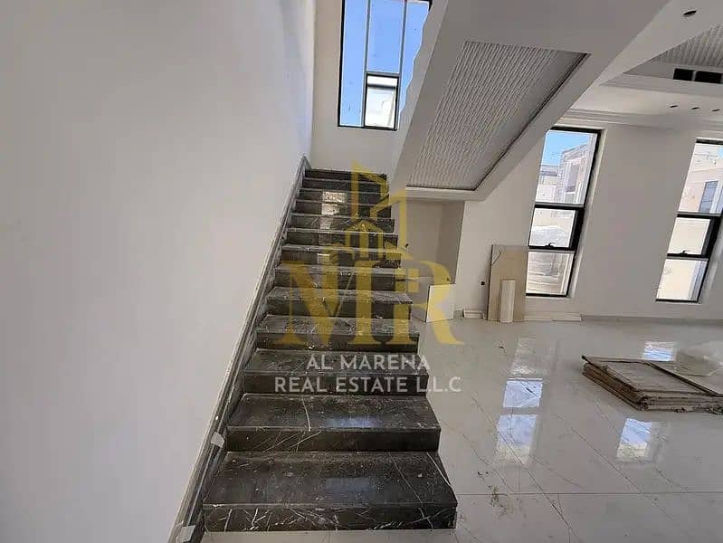 19 851000163-800x600. webp
