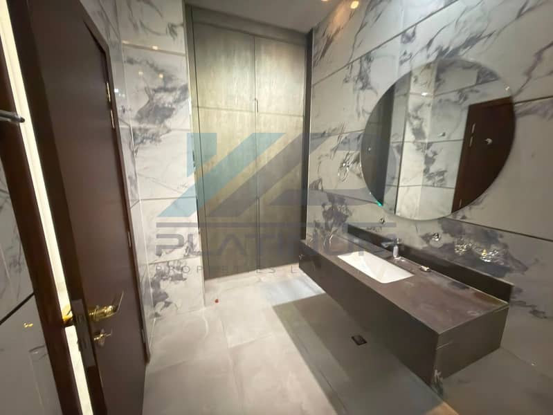 17 WhatsApp Image 2026-07-18 at 09.38. 02 (2). jpeg