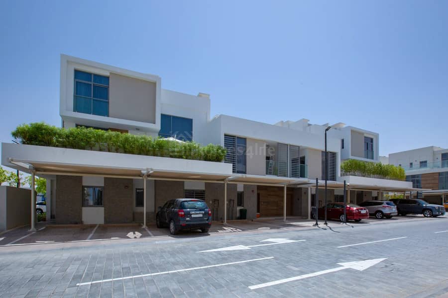 Single Row | Vacant & Ready to Move | Spacious Layout Single Row | Vacant & Ready to Move | Spacious Layout