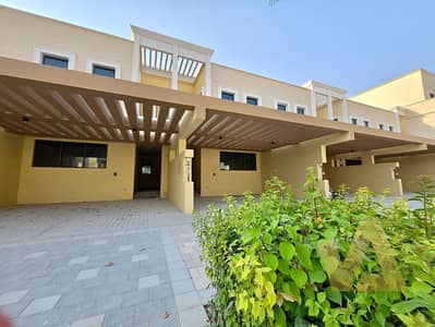 4 Bedroom Townhouse for Rent in DAMAC Lagoons, Dubai - 2. jpg 4 Bedroom Townhouse for Rent in DAMAC Lagoons, Dubai - 2. jpg