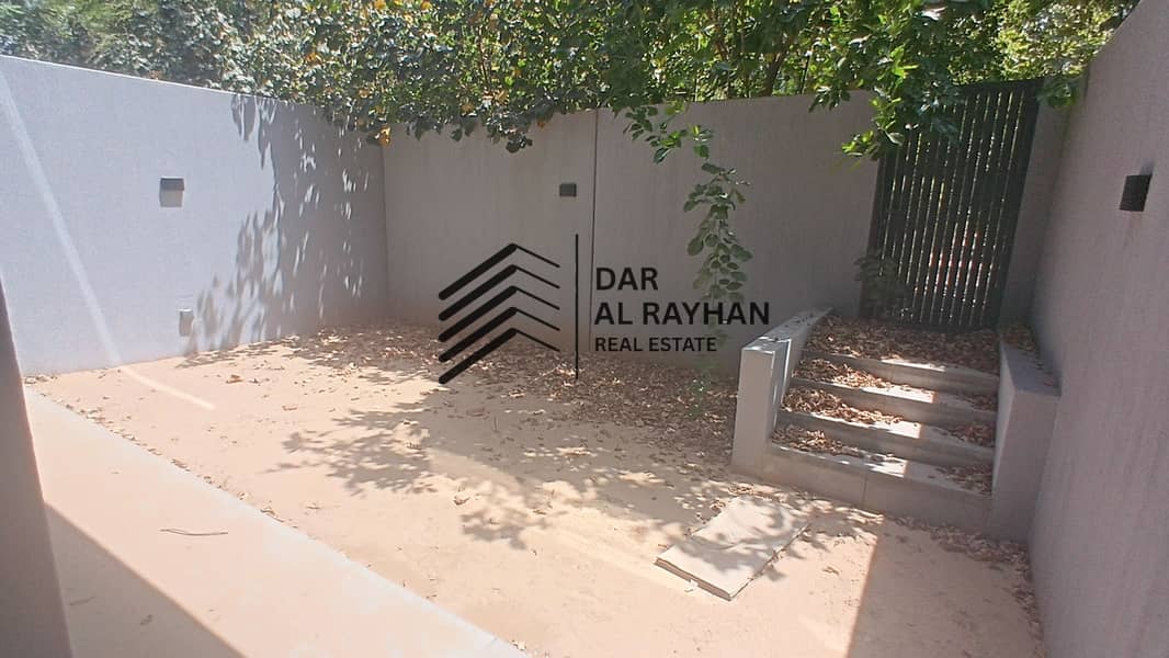 8 159295. jpg