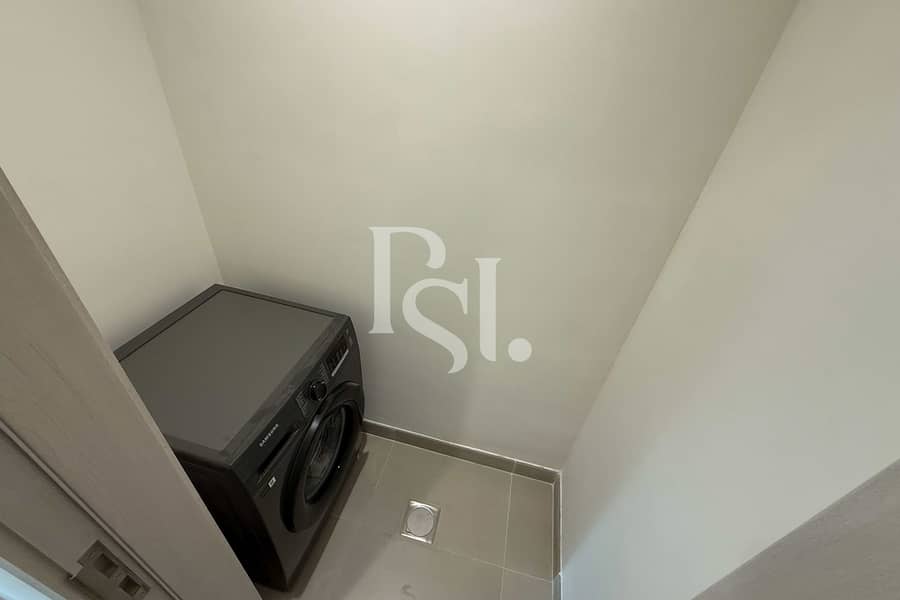 9 505717-AP195761-Yas-Golf-Collection-Views-Apt-2BR-Yas-Island-Abu-Dhabi-UAE-001. jpg