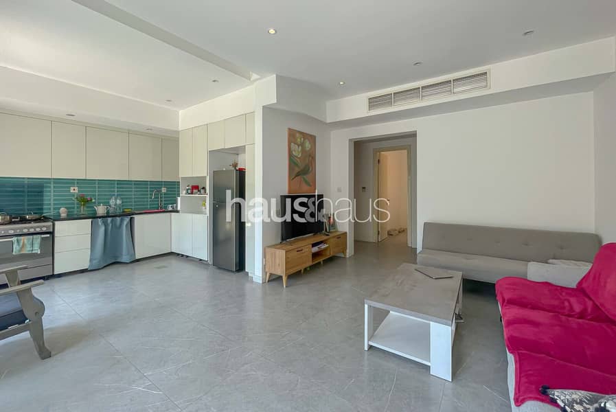 Owner Occupied | Close to Lake | Larger Plot Owner Occupied | Close to Lake | Larger Plot