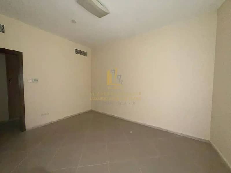 8 826280884-1066x800. webp