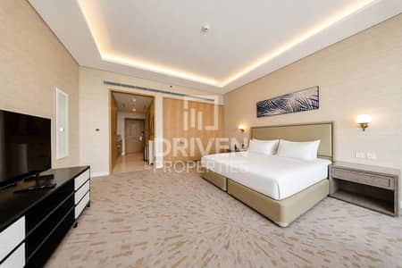 Studio for Sale in Palm Jumeirah, Dubai - Unique Layout | Modern Studio | Prime Location