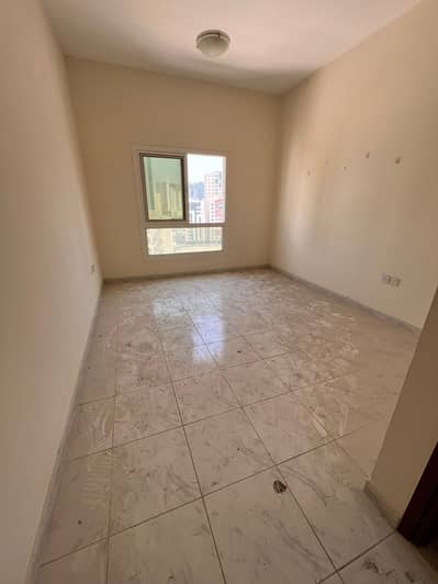 2 habitaciones Apartamento para en Alquiler en Al Majaz, Sharjah - WhatsApp Image 2026-07-18 at 5.17. 59 PM (1). jpeg 2 habitaciones Apartamento para en Alquiler en Al Majaz, Sharjah - WhatsApp Image 2026-07-18 at 5.17. 59 PM (1). jpeg