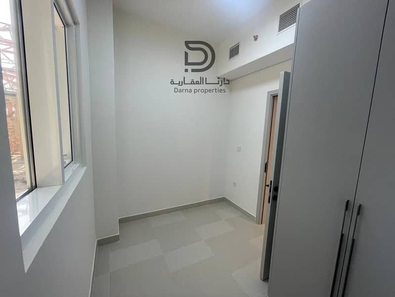 9 dcb7aa1f-ccb6-4b48-b60b-395f8d0fc8a6. jpg