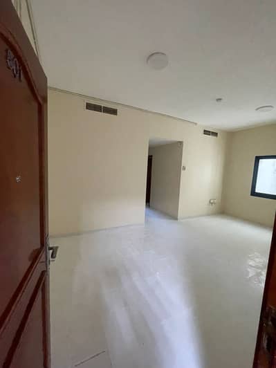2 Schlafzimmer Wohnung zum zur Miete in Al Majaz, Sharjah - WhatsApp Image 2026-07-18 at 4.07. 25 PM (2). jpeg 2 Schlafzimmer Wohnung zum zur Miete in Al Majaz, Sharjah - WhatsApp Image 2026-07-18 at 4.07. 25 PM (2). jpeg