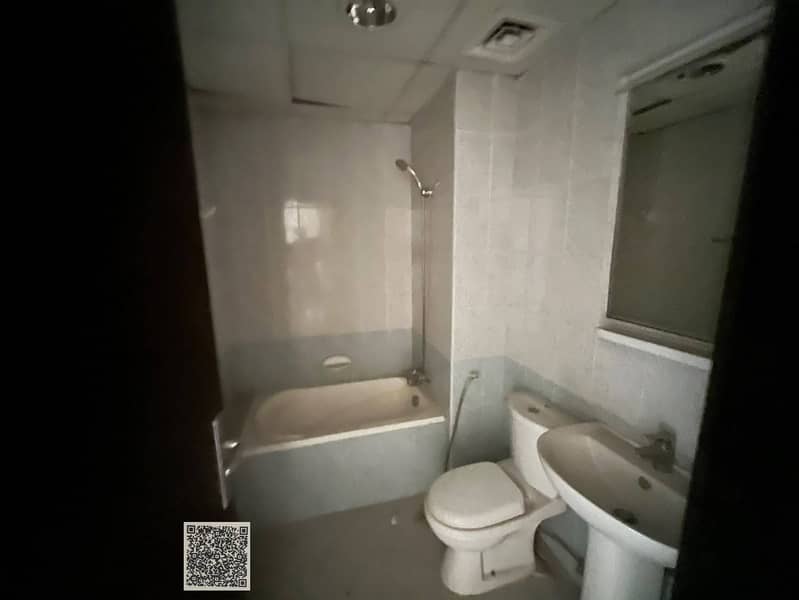 13 900a1e15-6a98-4d3c-9f9b-431f4a412720. jpg