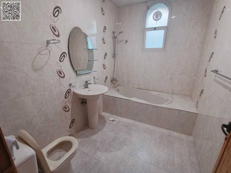 20 1000988744. jpg