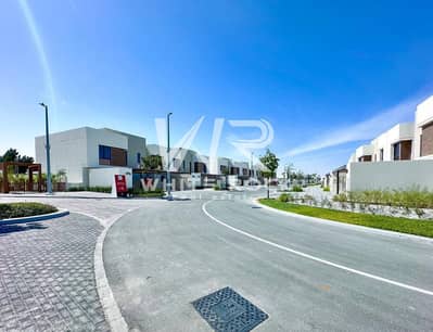 3 Bedroom Townhouse for Rent in Yas Island, Abu Dhabi - Single Row | End unit | Spacious 3BR | Vacant