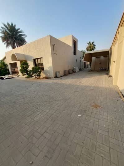 6 Bedroom Villa for Rent in Al Jazzat, Sharjah - ce28a3a4-08c1-4edb-8741-9b8ec25585d0. jpg 6 Bedroom Villa for Rent in Al Jazzat, Sharjah - ce28a3a4-08c1-4edb-8741-9b8ec25585d0. jpg