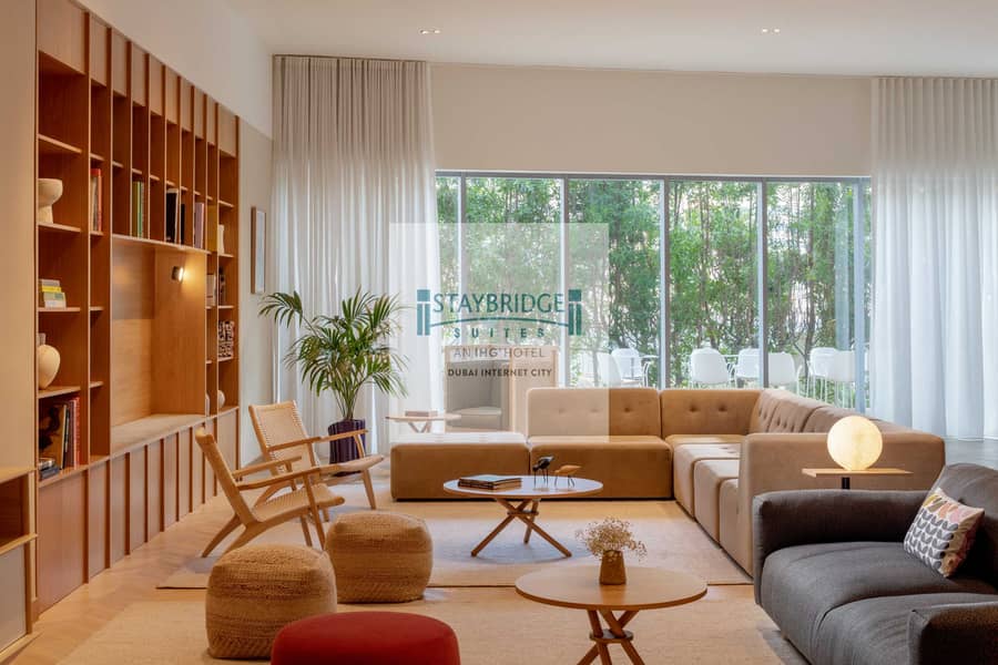 8 Living Area. jpg