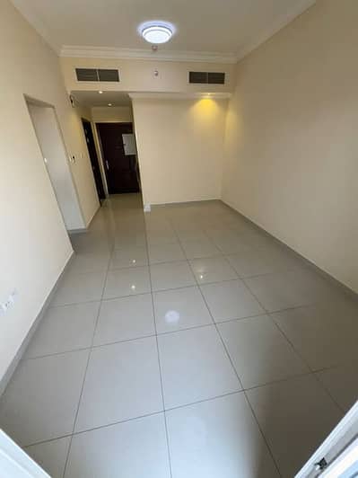 1 Camera Appartamento in Affitto a Al Jurf, Ajman - WhatsApp Image 2026-07-19 at 12.22. 04 PM. jpeg 1 Camera Appartamento in Affitto a Al Jurf, Ajman - WhatsApp Image 2026-07-19 at 12.22. 04 PM. jpeg
