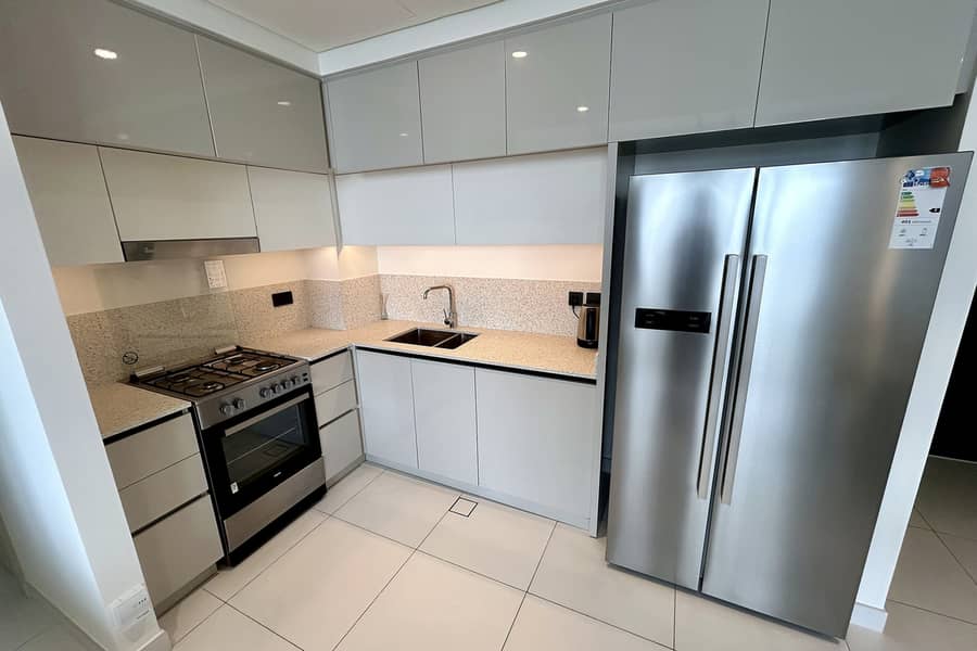 7 18-kitchen. jpg