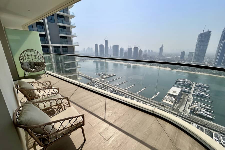 8 08-balcony-seating. jpg