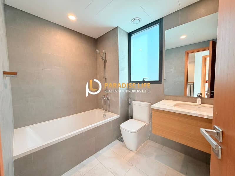 10 4bhk (6). jpeg