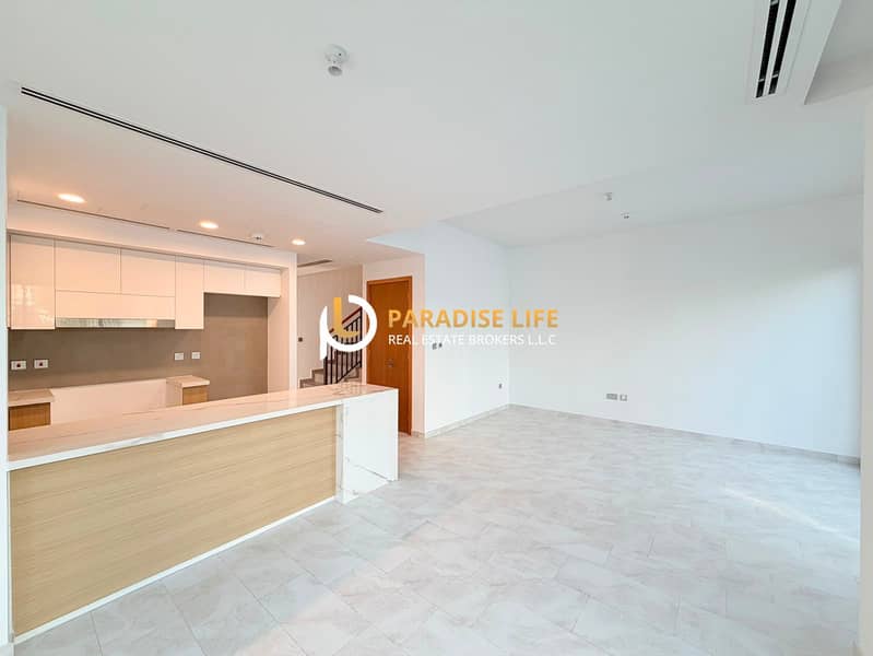 27 4bhk (26). jpeg