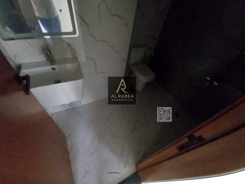 9 0afd8546-940c-4e91-b8f2-e0495fe97b4a. jpg