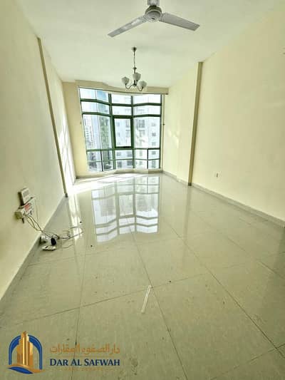 Appartement de 2 chambres à à louer à Al Qasimia, Sharjah - fcbc0260-3ce9-4d3f-bb85-5da1e86bc3f5. jpeg
