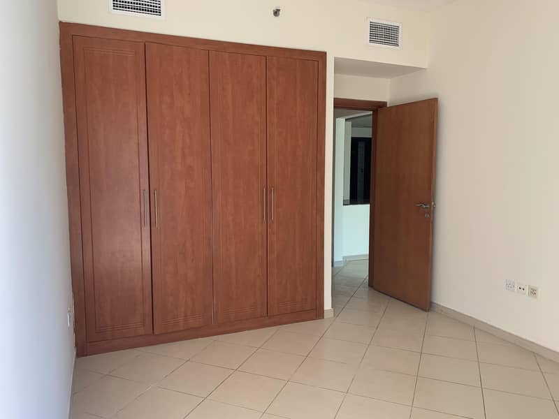 Chiller Gas Free ! Kitchen Equipped ! Marina View ! Near Metro Chiller Gas Free ! Kitchen Equipped ! Marina View ! Near Metro