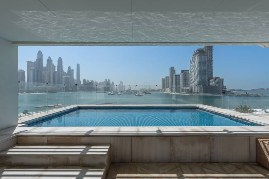 12 UAE-S-59882 DSC08196-Edit. jpg