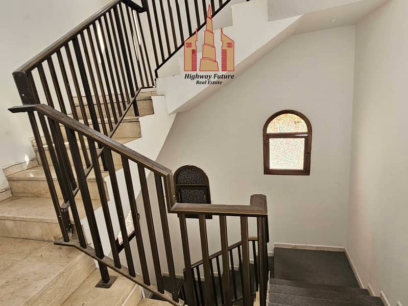 9 951475. jpg
