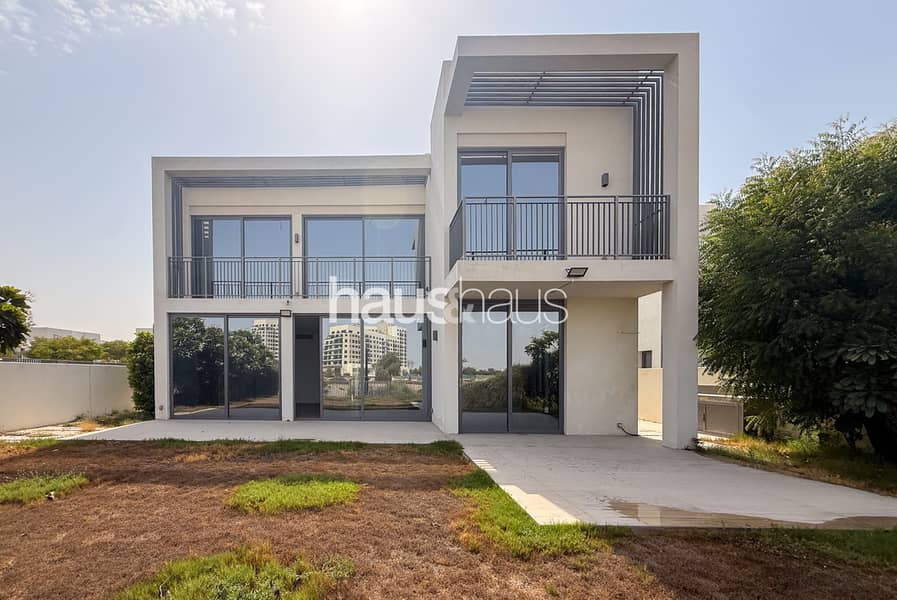 Massive | Golf Lake View | Brightest | Negociable Massive | Golf Lake View | Brightest | Negociable