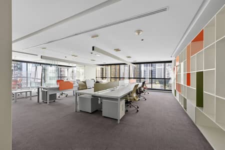 Office for Rent in Jumeirah Lake Towers (JLT), Dubai - Grade A Tower | Lake View | Fully Furnished