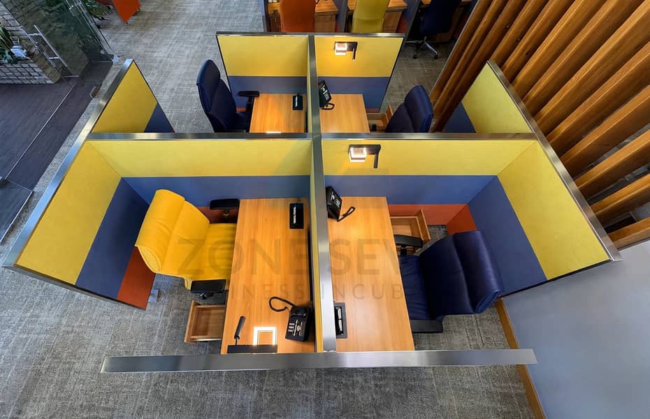 10 4 Desk Square. png