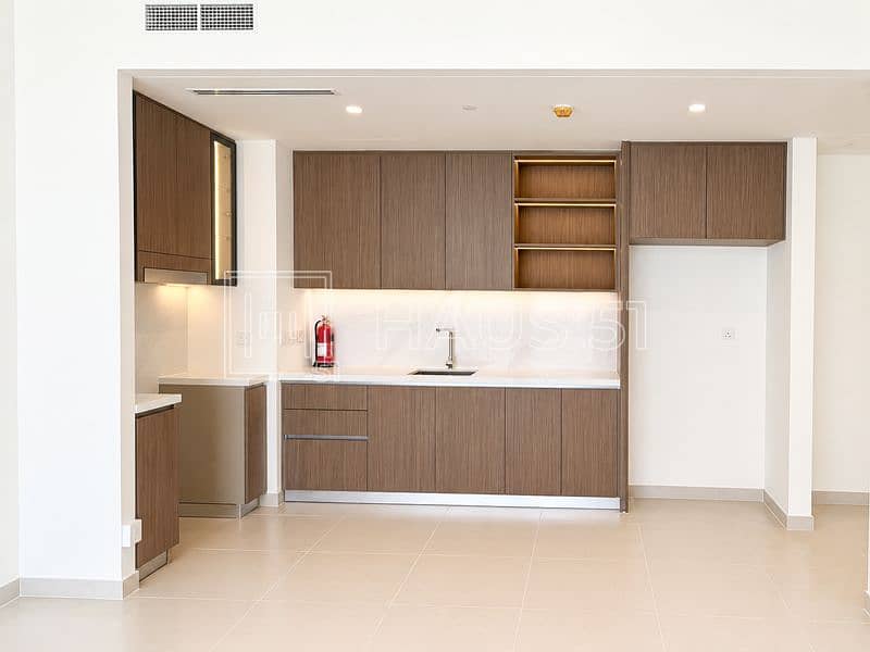 5 Palace Residence North-5. jpg