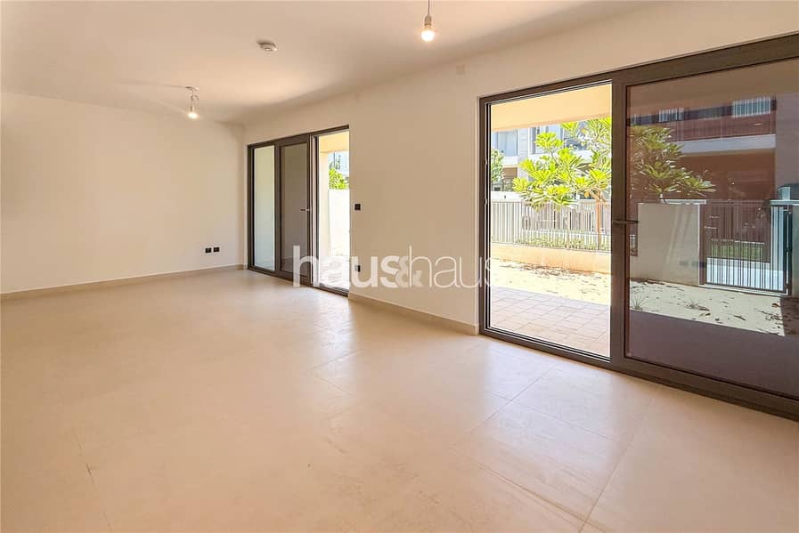 Brand New | Close to park & Pool | Internal Brand New | Close to park & Pool | Internal