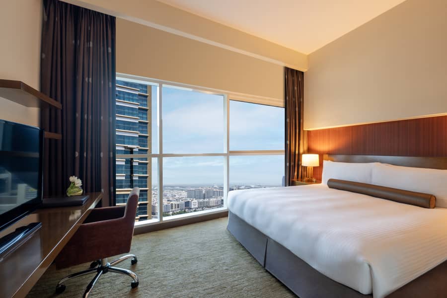 3 Grand_Millenium_AUH_3BR_Apartment_19575-HDR. jpg