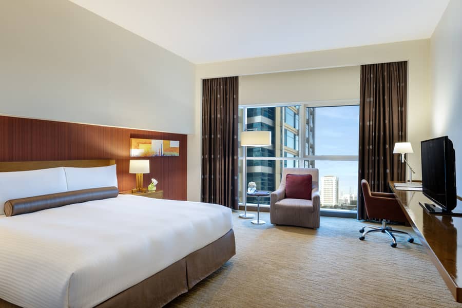 4 Grand_Millenium_AUH_3BR_Apartment_19625-HDR. jpg
