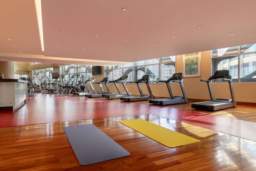 16 Grand_Millenium_AUH_GYM_19762-HDR. jpg