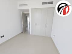 SINGLE ROW |SPACIOUS LAYOUT |PRIME LOCATION