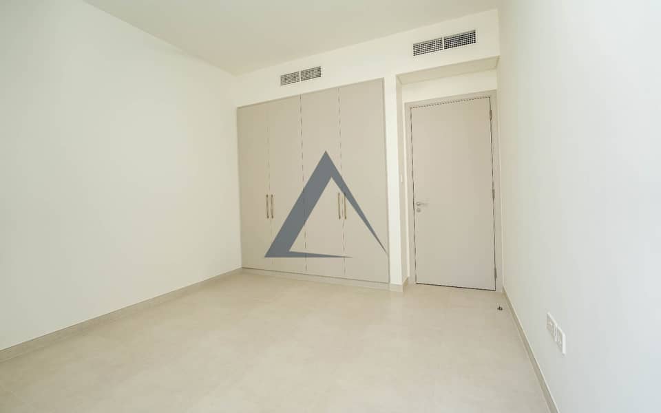 6 Property Image