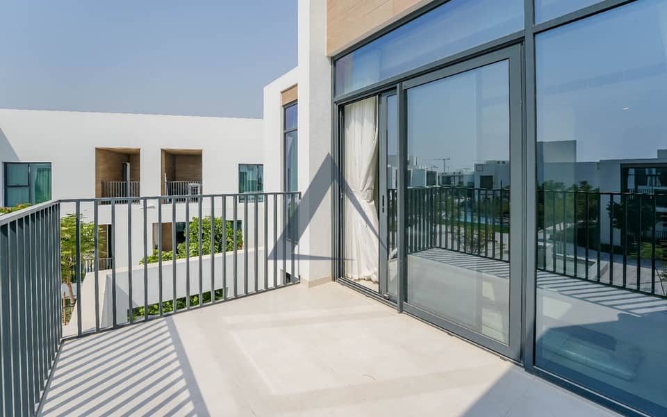 12 Property Image