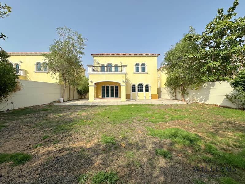 Вилла в Джумейра Парк,Район 6, 3 cпальни, 300000 AED - 15891107 Вилла в Джумейра Парк,Район 6, 3 cпальни, 300000 AED - 15891107