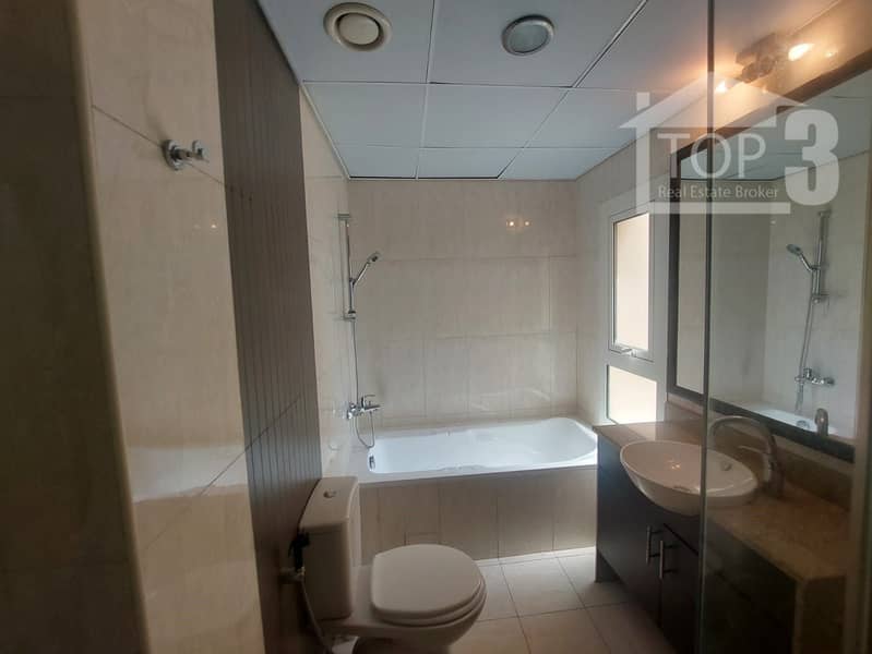 9 Bath room 3 . jpeg