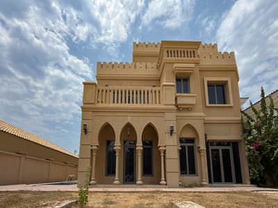 5 Camere Villa in Affitto a Palm Jumeirah, Dubai - 001. jpg 5 Camere Villa in Affitto a Palm Jumeirah, Dubai - 001. jpg