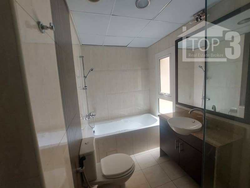 12 Bathroom 3 . jpeg