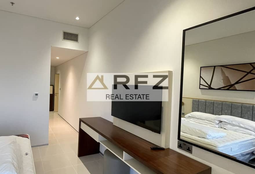 8 ef2079fc-79e5-4bd2-b54f-e98a5a17e264. jpg