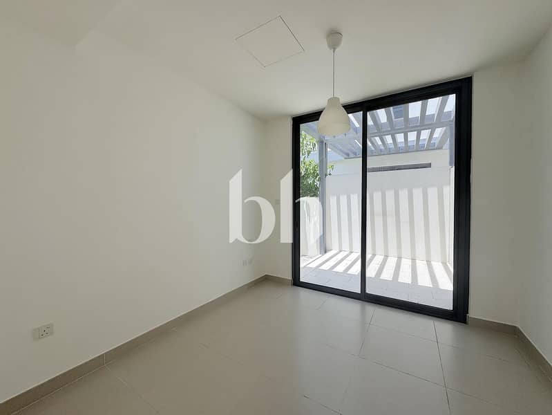 6 images image img