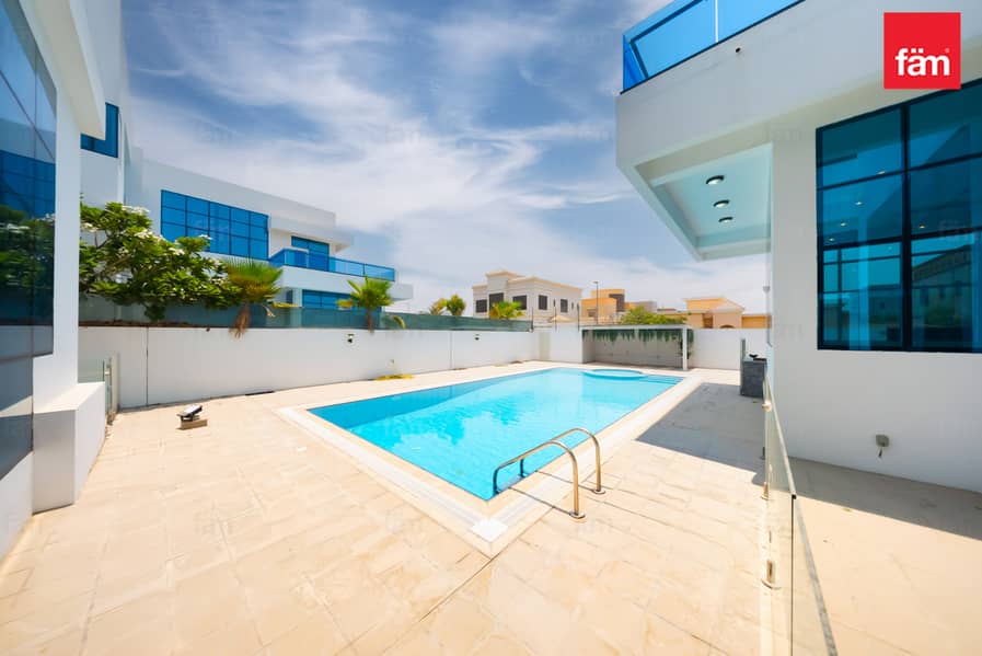 Suburban villa for family, easy access to the city Suburban villa for family, easy access to the city
